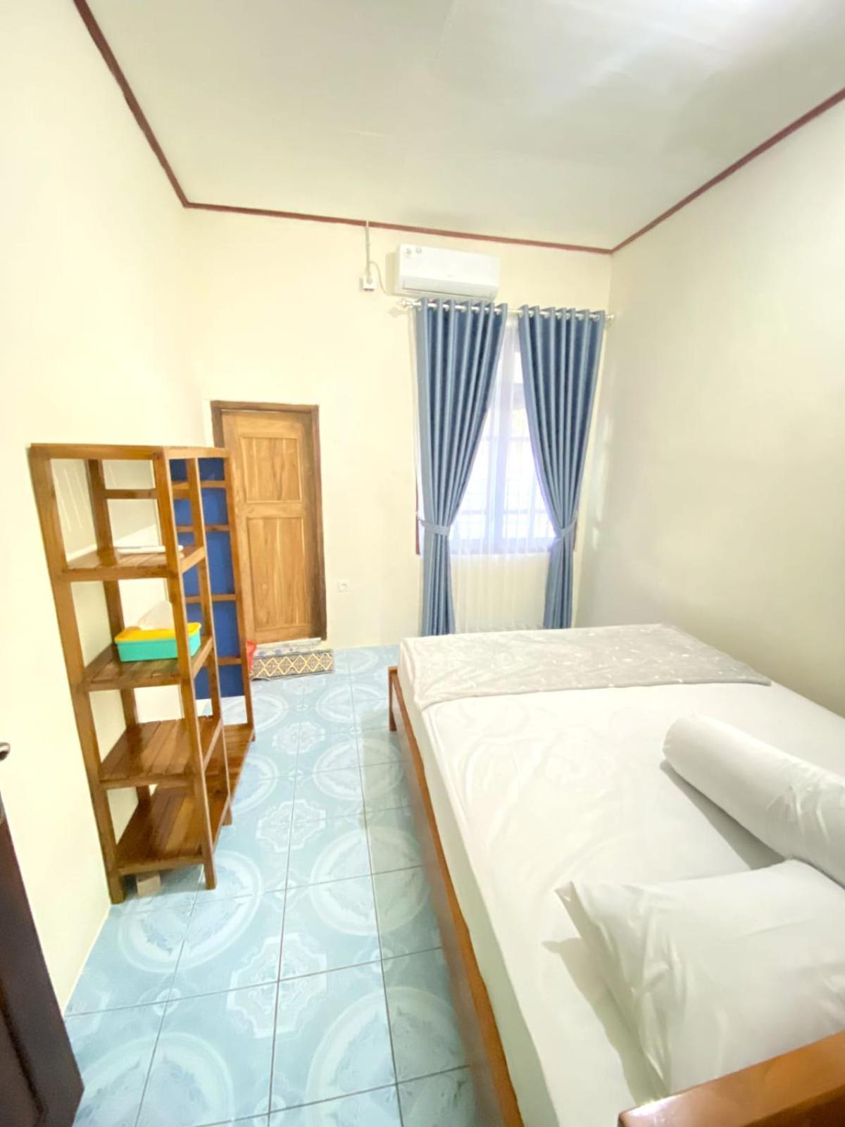 Cendana Guesthouse Labuan Bajo2 Exterior photo